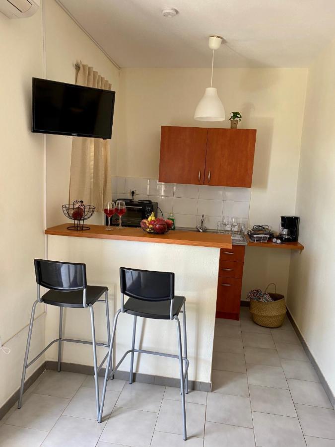 Lemon Tree Apartments A D Argostoli  Exterior photo